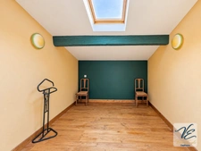 MAISON DE CARACTÈRE – 6 CHAMBRES, ASCENSEUR, TERRASSE ET VUE SUR LES VIGNES – VILLEDAIGNE