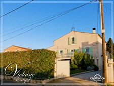 Maison de caractère rénovée avec ascenseur, jardin piscinable – Villedaigne