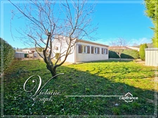 Villa de plain-pied lumineuse avec jardin piscinable et garage – Félines-Minervois