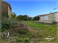 Character Property to Renovate with Building Land – High Investment Potential – South of France (Oupia, Minervois)