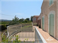 Maison de caractère rénovée avec ascenseur, jardin piscinable – Villedaigne