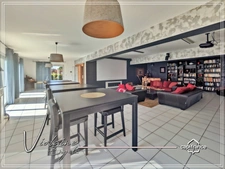 Bages – Sea and Lagoon View: Exceptional 540 m² Villa with 7 Suites and Landscaped Garden