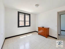 **Renovated house for sale in Siran – 3 bedrooms, terrace, courtyard and large garage**