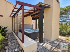 Maison d’architecte atypique avec jardin arboré, terrasses et spa à Lézignan-Corbières