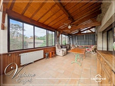 Large family home with outbuildings, swimming pool and spacious workshop in Pépieux (Aude – Minervois)
