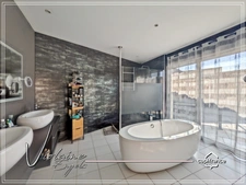 Bages – Sea and Lagoon View: Exceptional 540 m² Villa with 7 Suites and Landscaped Garden