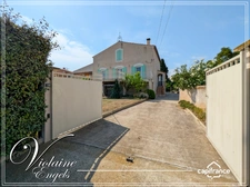 Maison de caractère rénovée avec ascenseur, jardin piscinable – Villedaigne