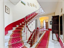 Exceptional 19th-Century Manor House with Indoor Pool, Wellness Area & 8 Bedrooms – South of France
