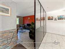Villa de plain-pied lumineuse avec jardin piscinable et garage – Félines-Minervois