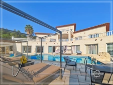 Bages – Vue mer et étang : Villa d’exception de 540 m² avec 7 suites et jardin paysager