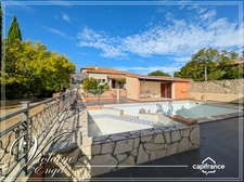 Large family home with outbuildings, swimming pool and spacious workshop in Pépieux (Aude – Minervois)