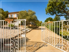 DOMAINE TOURISTIQUE AVEC 4 GÎTES, PISCINE ET RÉSIDENCE PRIVÉE – AGEL