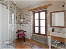 Maison de caractère avec tour médiévale, terrasse plein sud et grand garage – Cesseras