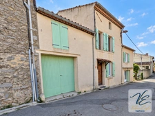 **À Cesseras, maison vigneronne de caractère avec jardin, 4 chambres et DPE B**