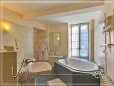 Olonzac – Exceptional 408 m² property with pool, garden and two independent homes – high-yield holiday rental business