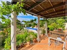 Siran – Contemporary villa with guest annex and pool in the heart of the Minervois