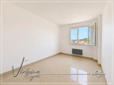 Family Home with Garden, Terraces and Garage in Narbonne