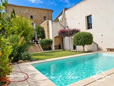 DEMEURE BOURGEOISE ENTIÈREMENT RÉNOVÉE AVEC DÉPENDANCE, JARDIN ET PISCINE À LUC-SUR-ORBIEU