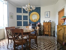 Maison à vendre 9 pièces  (71)
