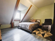 Maison à vendre 7 pièces  (71)