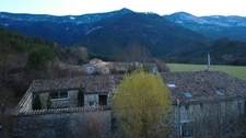 EXCLUSIVITÉ - à vendre ancienne bergerie restaurée- charme et sérénité au pied du Mont Ventoux