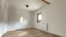 Duplex 102m2 rénové - 5 pièces - 3 chambres - balcon avec vue montagnes - proximité stations de ski