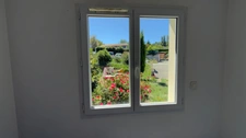 Single-storey house for sale - 4 rooms - 3 bedrooms - Flat plot of 458m2 in the hills above Apt