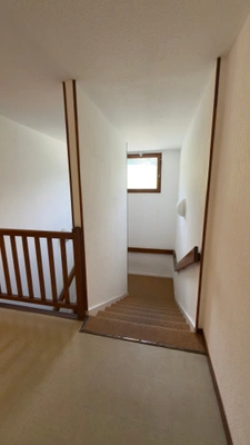 Duplex 102m2 rénové - 5 pièces - 3 chambres - balcon avec vue montagnes - proximité stations de ski