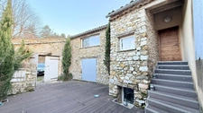 EXCLUSIVITÉ - à vendre ancienne bergerie restaurée- charme et sérénité au pied du Mont Ventoux