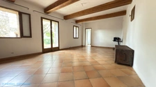 Ancienne ferme pleine de charme offrant un beau potentiel
