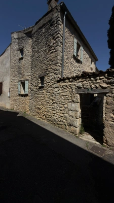 Exclusivité - Demeure d’exception du XVe siècle au cœur de la Provence - Saint Trinit (Vaucluse)