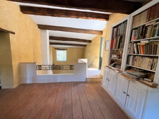 Maison familiale à vendre 7 pièces SAINT TRINIT (84) - Tropézienne avec vue sur les toits du village et la campagne environnante