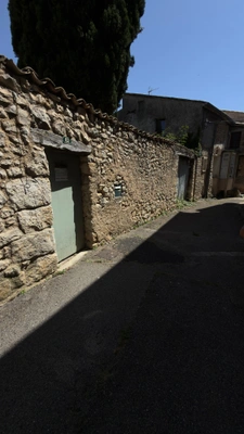 Exclusivité - Demeure d’exception du XVe siècle au cœur de la Provence - Saint Trinit (Vaucluse)