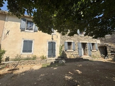 Former 19th-century Provençal farmhouse