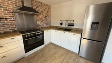 Duplex 102m2 rénové - 5 pièces - 3 chambres - balcon avec vue montagnes - proximité stations de ski