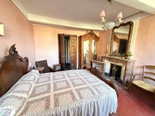 17th-century manor house to renovate - 250m2 - panoramic terrace - 10 rooms - 7 bedrooms