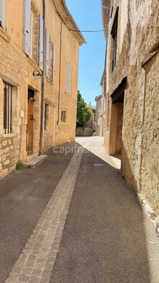 Maison à vendre 4 pièces au centre du village de SAULT (84)