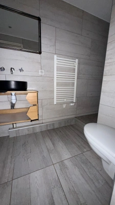 Duplex 102m2 rénové - 5 pièces - 3 chambres - balcon avec vue montagnes - proximité stations de ski