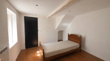 Maison à vendre 7 pièces  (84) - 210m2 couverts dont 97m2 actuellement habitables