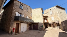 Maison à vendre 4 pièces au centre du village de SAULT (84)