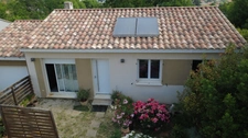 House for sale in Apt - 4 rooms - single storey - 3 bedrooms - flat plot of 458m2 on the heights of Apt