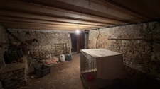 SOUS COMPROMIS - Maison de village avec jardinet et parking - Saint Trinit