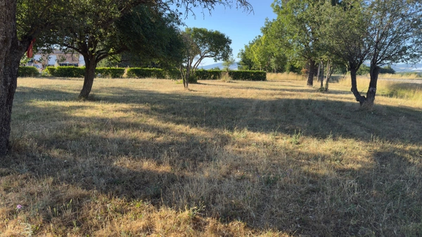 SOUS OFFRE - Terrain de loisir à vendre  SAINT CHRISTOL (84)