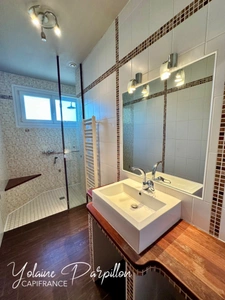Maison 4 chambres, plein centre MONTAIGU VENDEE (85)