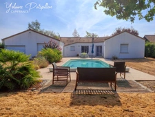Maison de plain-pied offrant 4/5 chambres avec piscine sur 2000 m² aux BROUZILS (85)