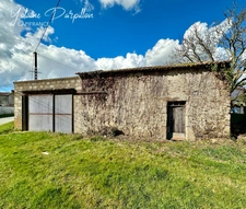 Maison à rénover en pierre - MONTAIGU VENDEE (85)