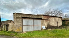 Maison à rénover en pierre - MONTAIGU-VENDEE (85600)