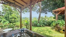 Propriété vue montagnes 12 pièces composée d'une villa et 1 maison créole