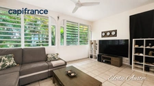 Villa T6 pièces Piscine et Grand jardin arboré  BAIE MAHAULT (971)