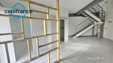 Local professionnel en duplex à Jarry secteur Houelbourg 